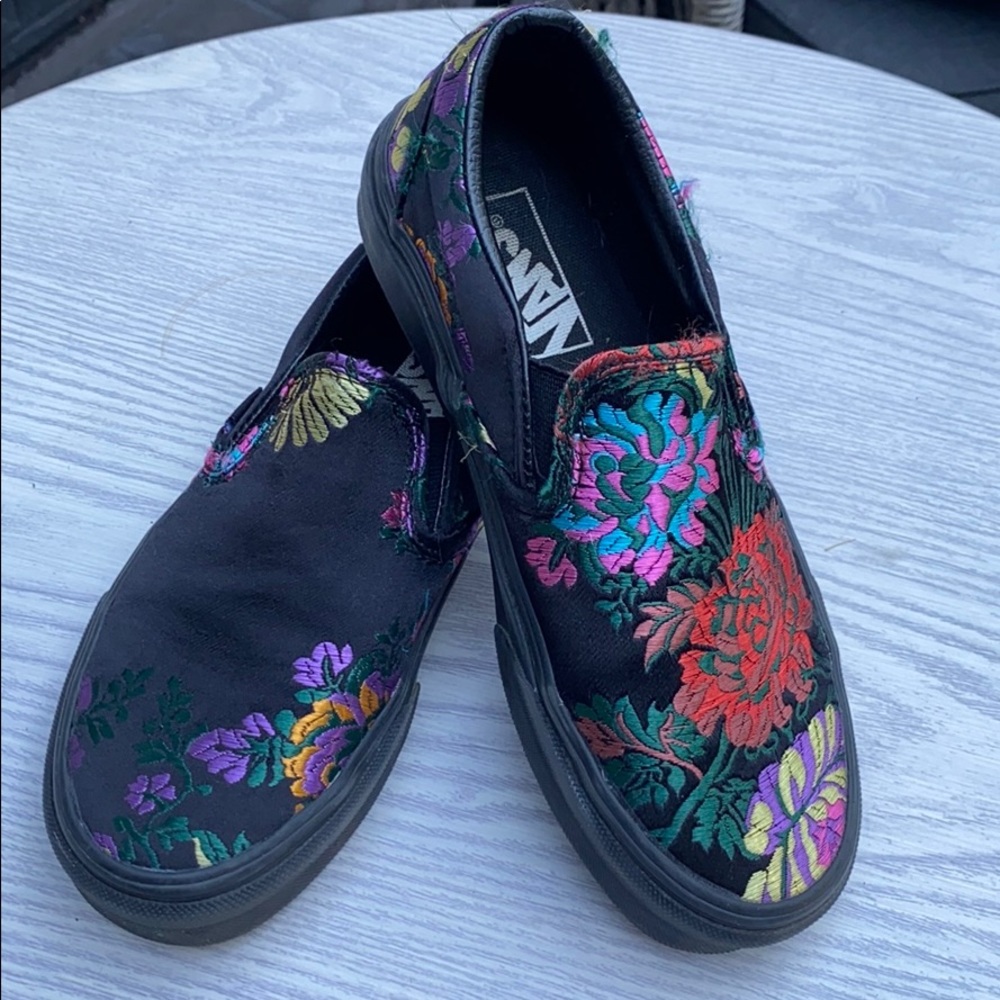 .shoes